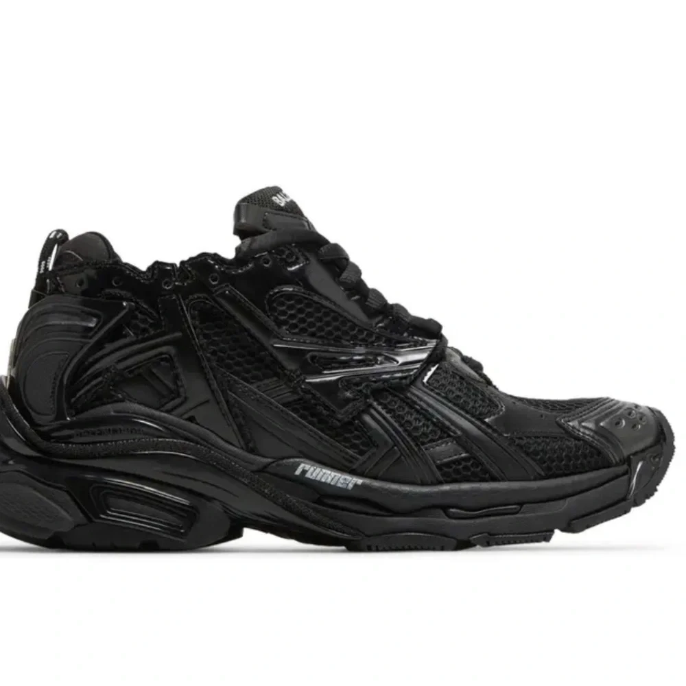Balenciaga Runner Sneaker 'Black' size 46 - Picture 1 of 1